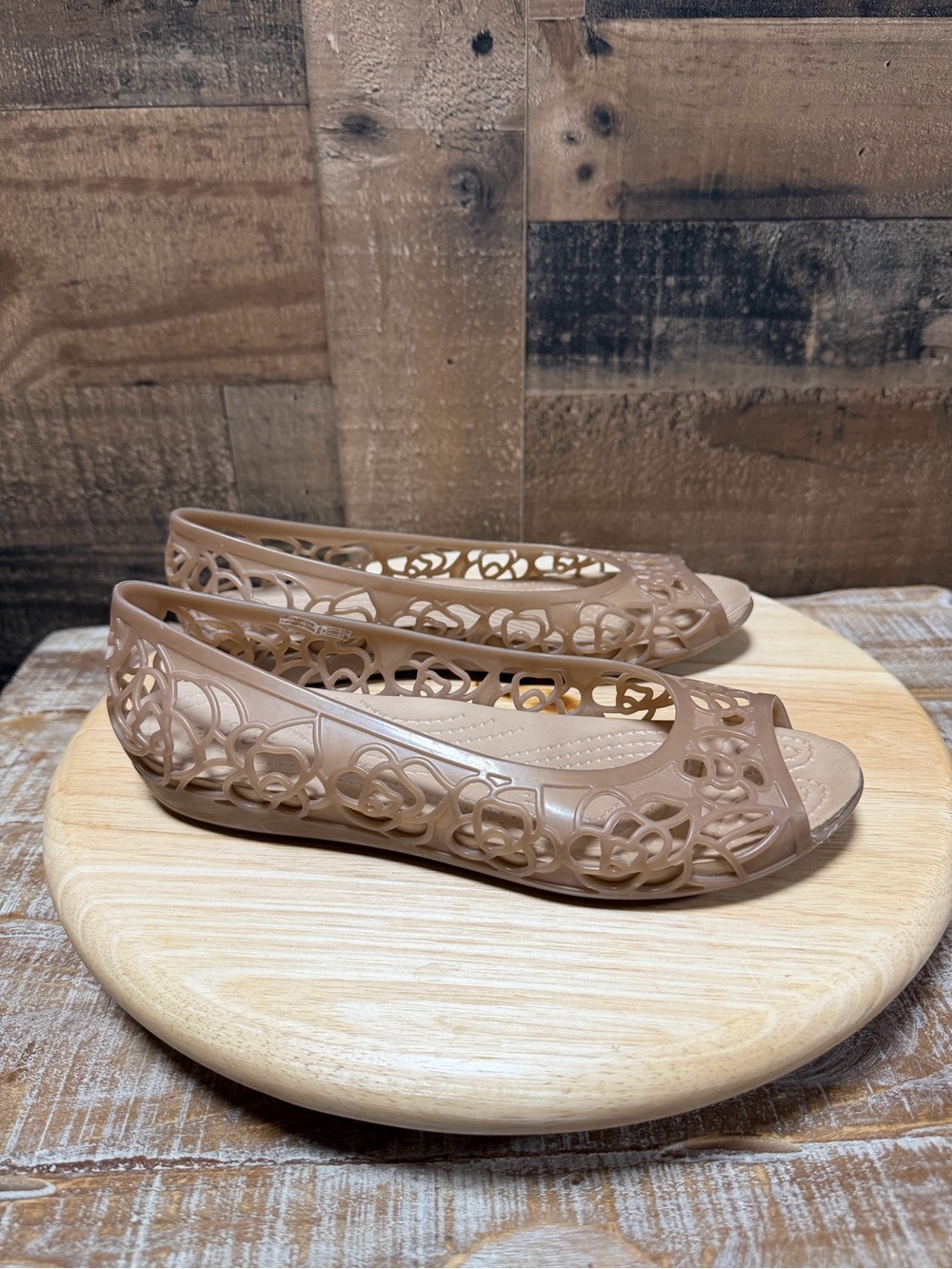 Crocs Womens 8 W Brown Tan Floral Cutout Peep Toe Ballet Flats Sandals